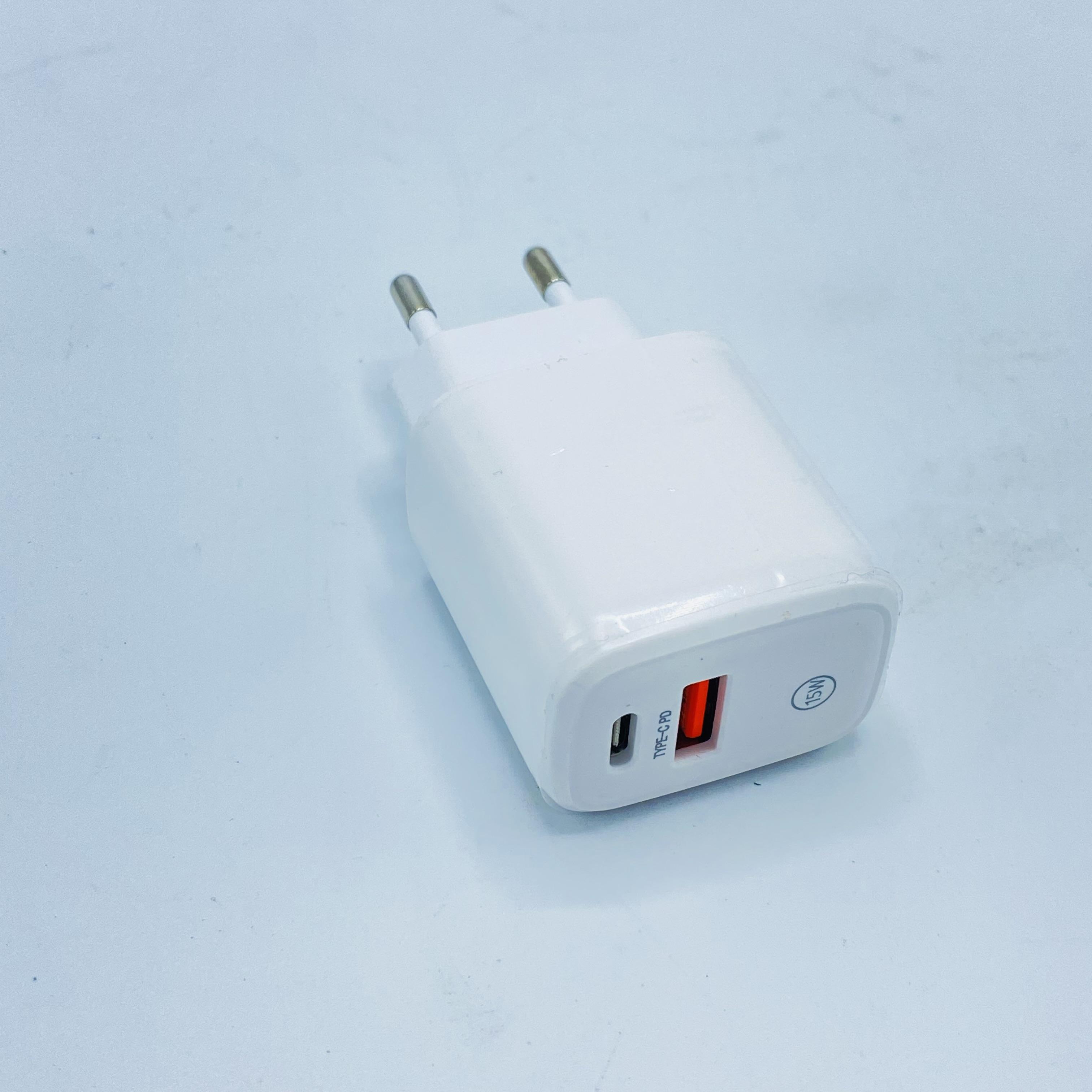 راس شاحن مزدوج