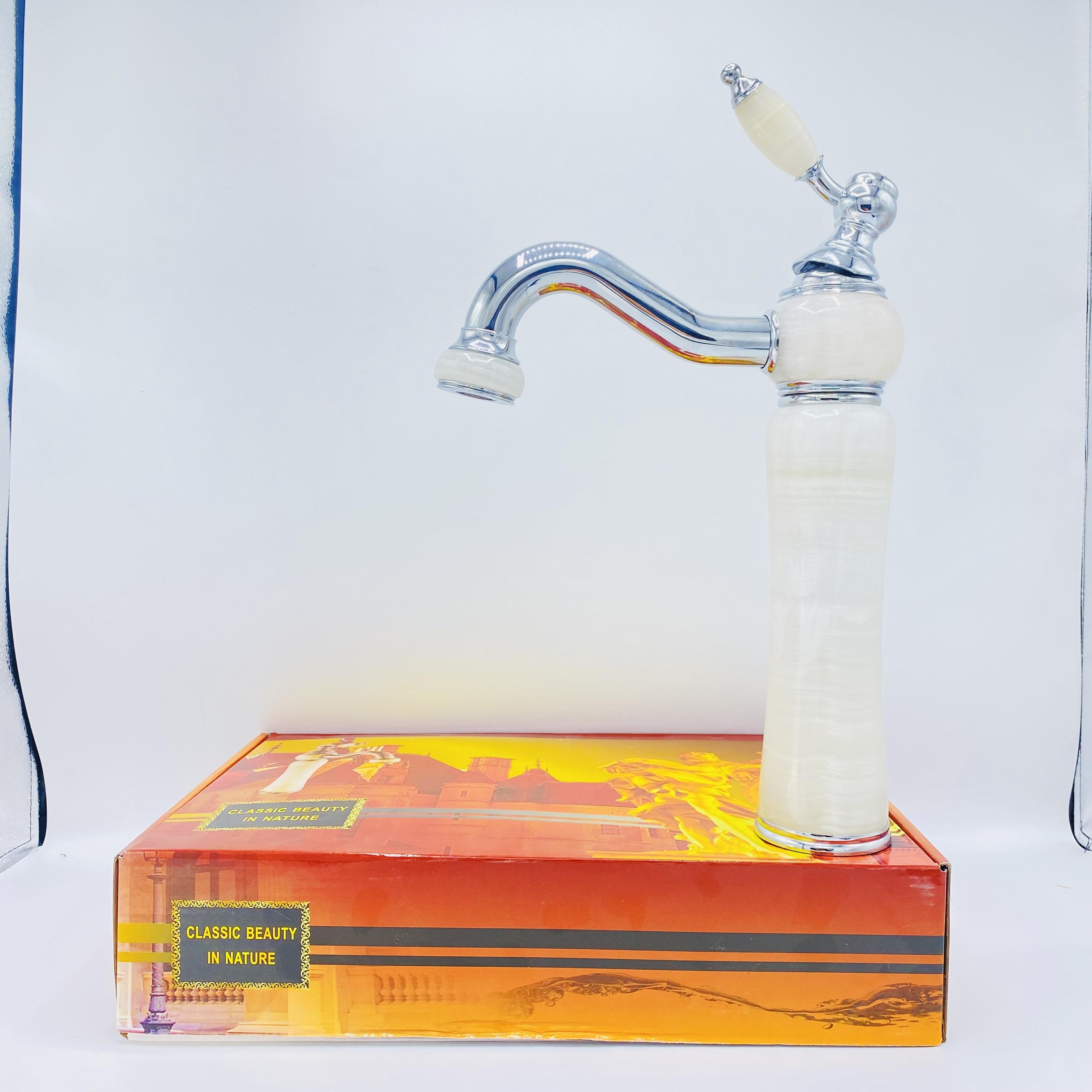 حنفية جرانيت ابيض كبير