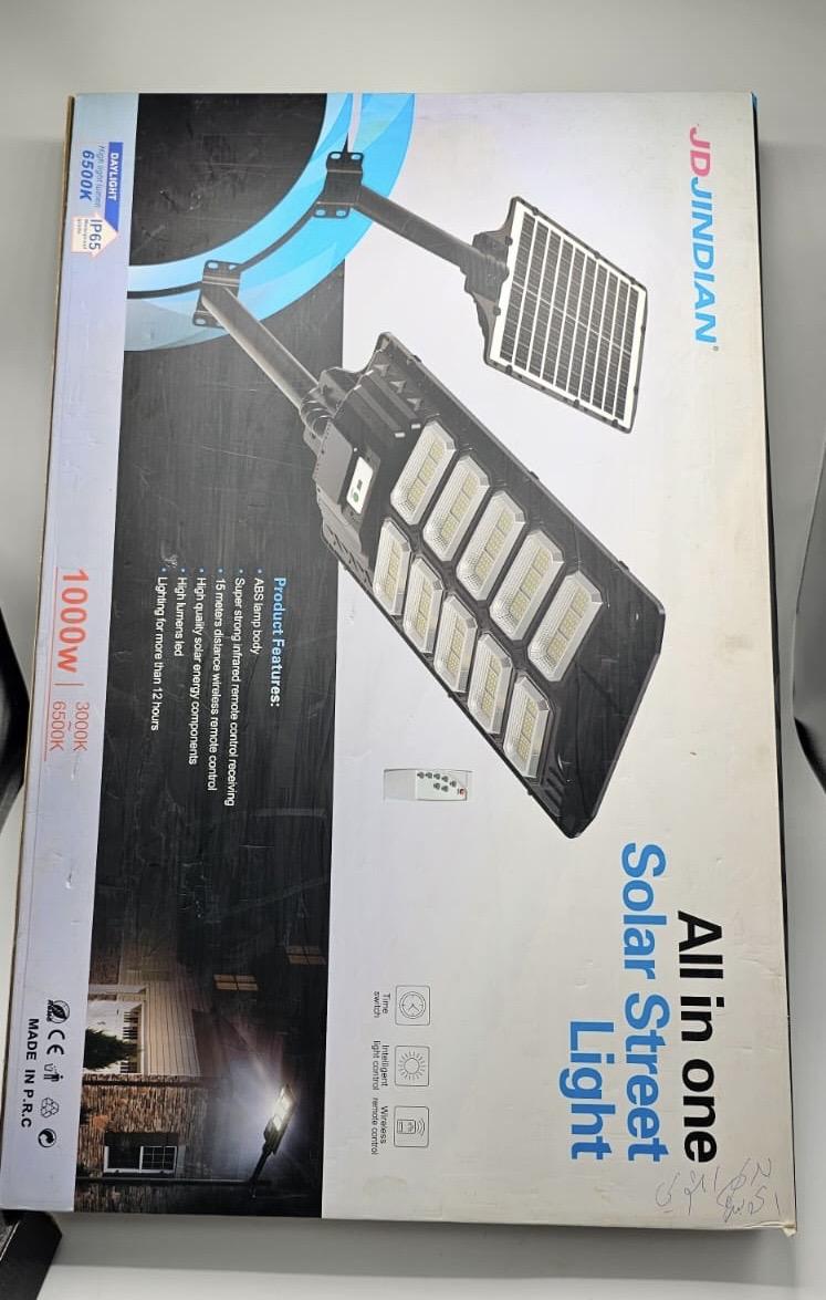 كشاف 1000 واط عمود