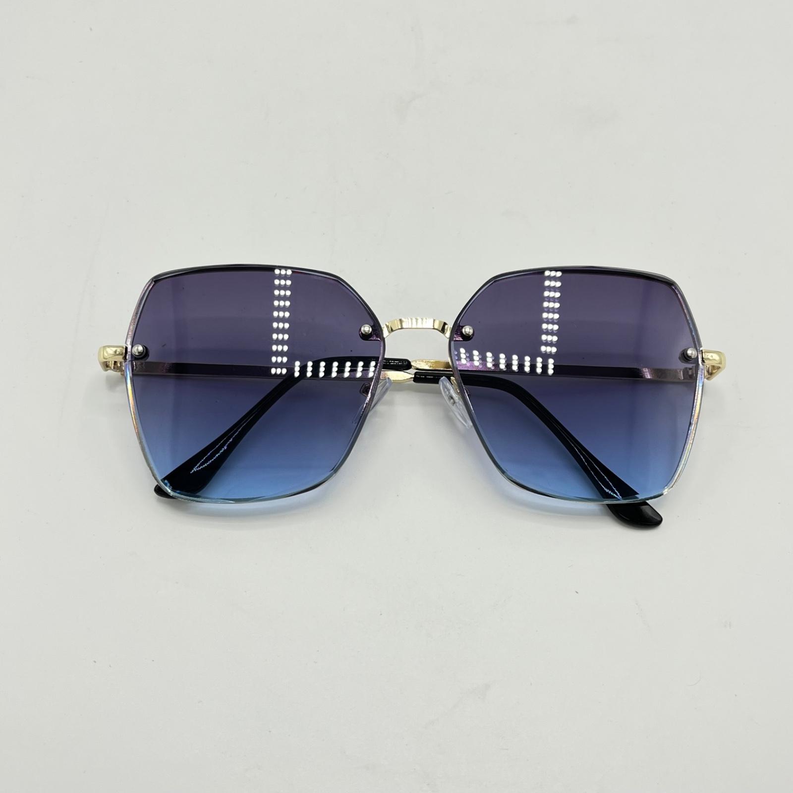 نظارة ستاتي