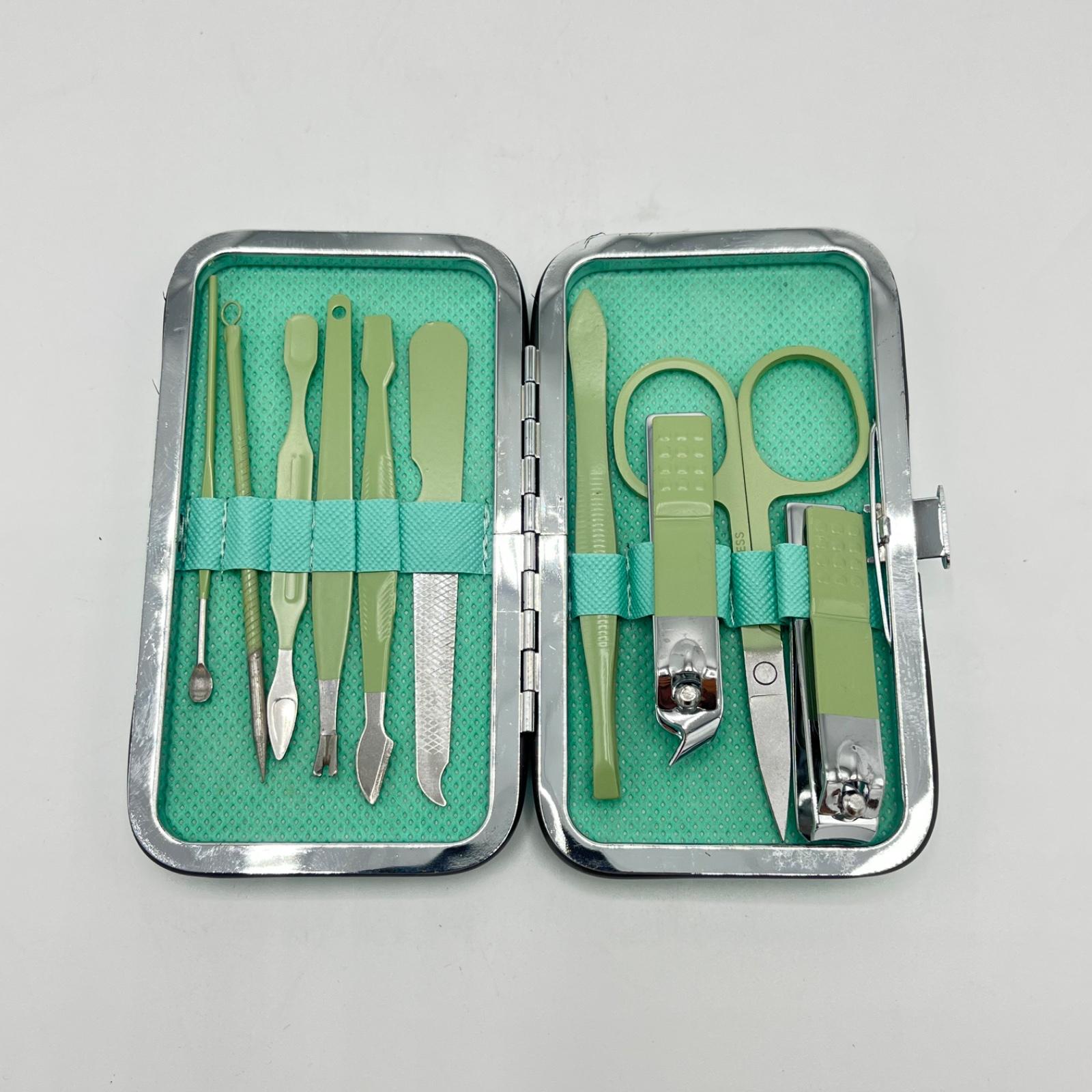 طقم اظافر صغير